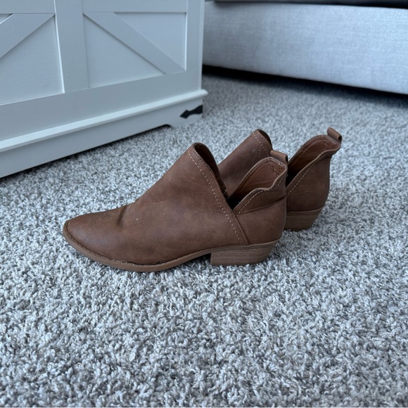 Brown Ankle Boots - Picture 1 of 1
